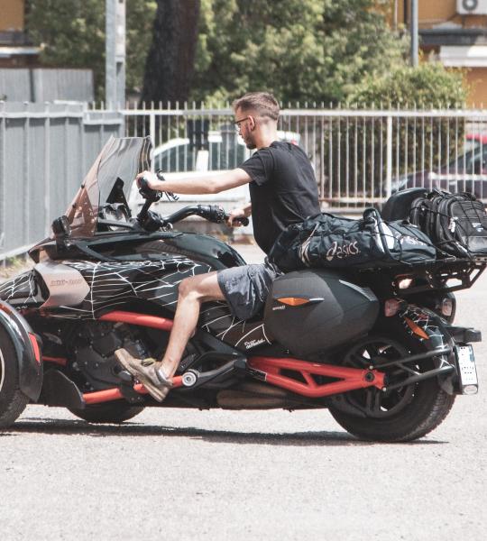 Portapacco Posteriore In Ferro Allungato Per Can Am Spyder F3 Dal 2014