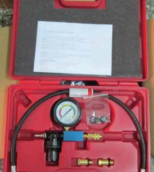TESTER PER IL CONTROLLO DELLA PERDITA DI PRESSIONE NEL CILINDRO