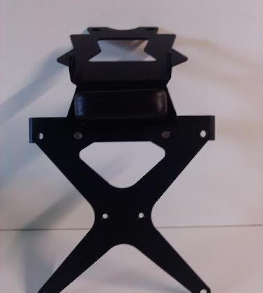 Porta Targa Alluminio Nero Sportivo per Yamaha  Fazer FZ 600 200