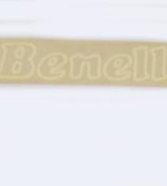 Adesivo Bianco  " Benelli " 11X2,5