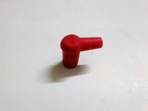 Pipetta Candela Rossa Silicone per Moto Vari Marche e Modelli  da 125 a 1100