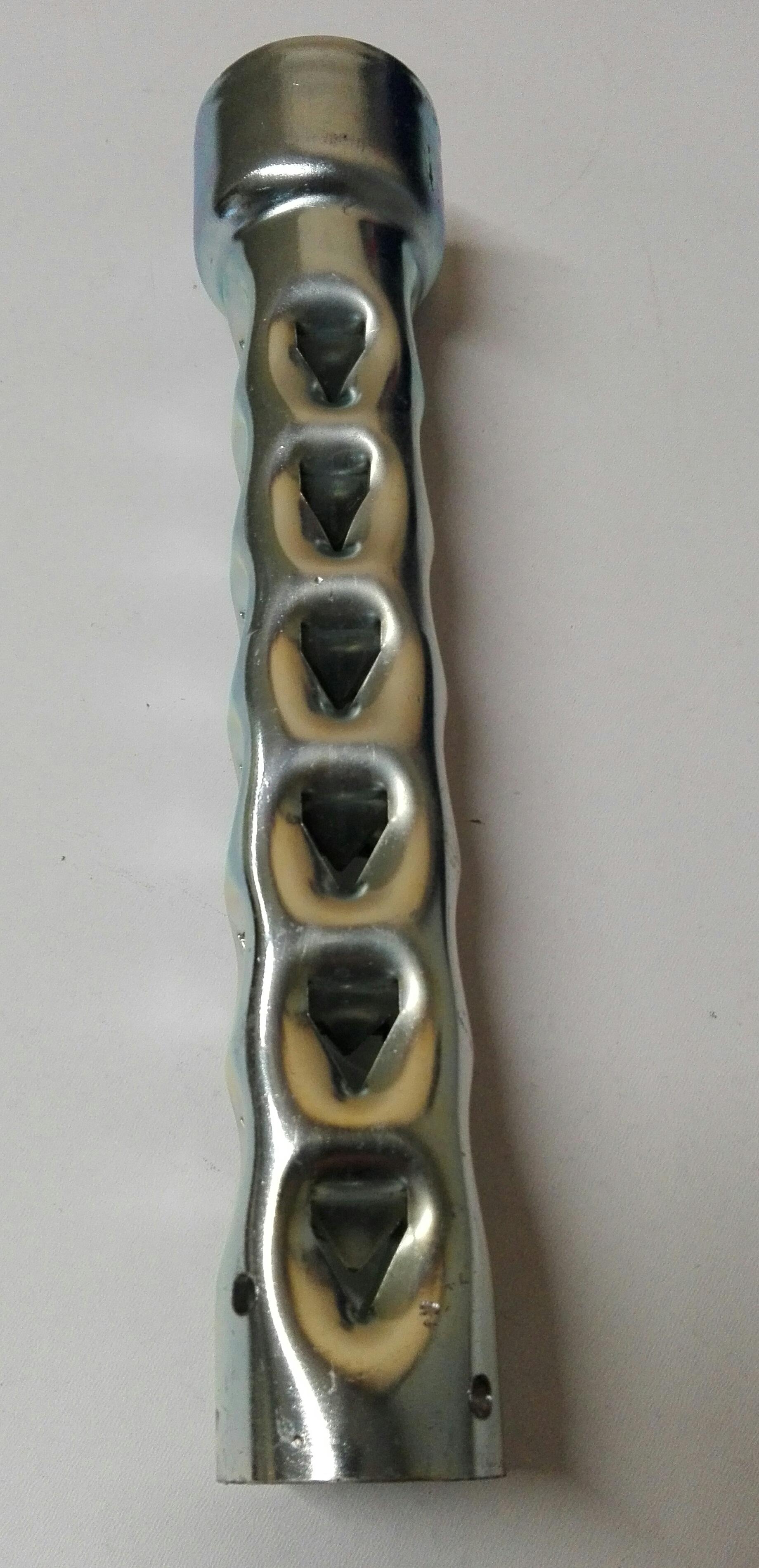 Tagliafiamma Silenziatori dimensioni mm LxD 223x41 per Moto Varie
